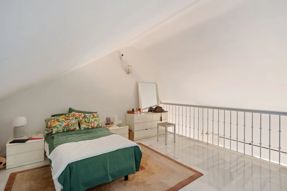 42d506d7-7101-4117-ab71-8d7fe36cd98e