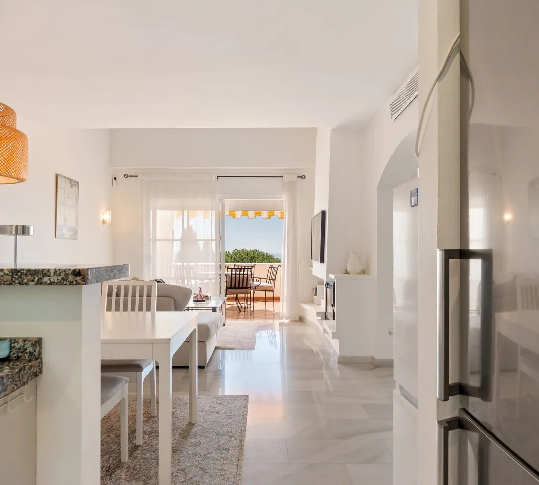 694cccc6-7b50-4704-9d6a-b92a531b19f4