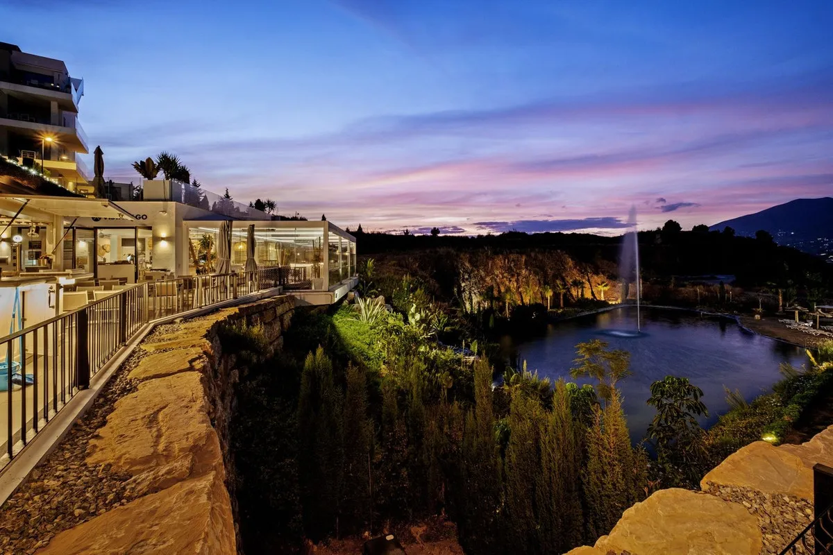 652643eb-aacb-494c-b72b-85ecf366f998