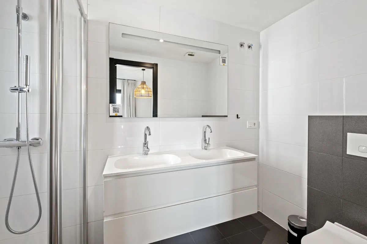 ce1fe28e-3c23-43f6-b7fa-7827fd6b9abc