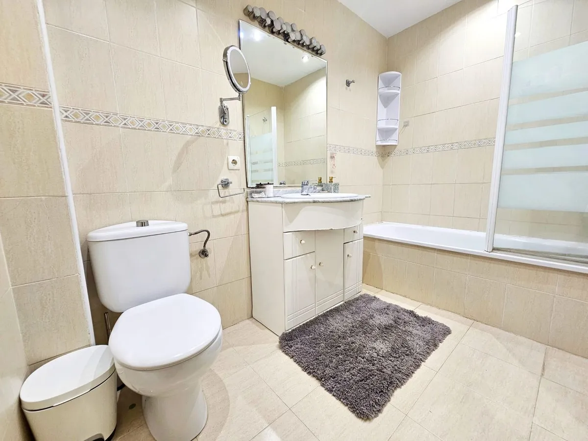 51cefbc3-fe59-4a05-bcf7-a7ff3a186c9d