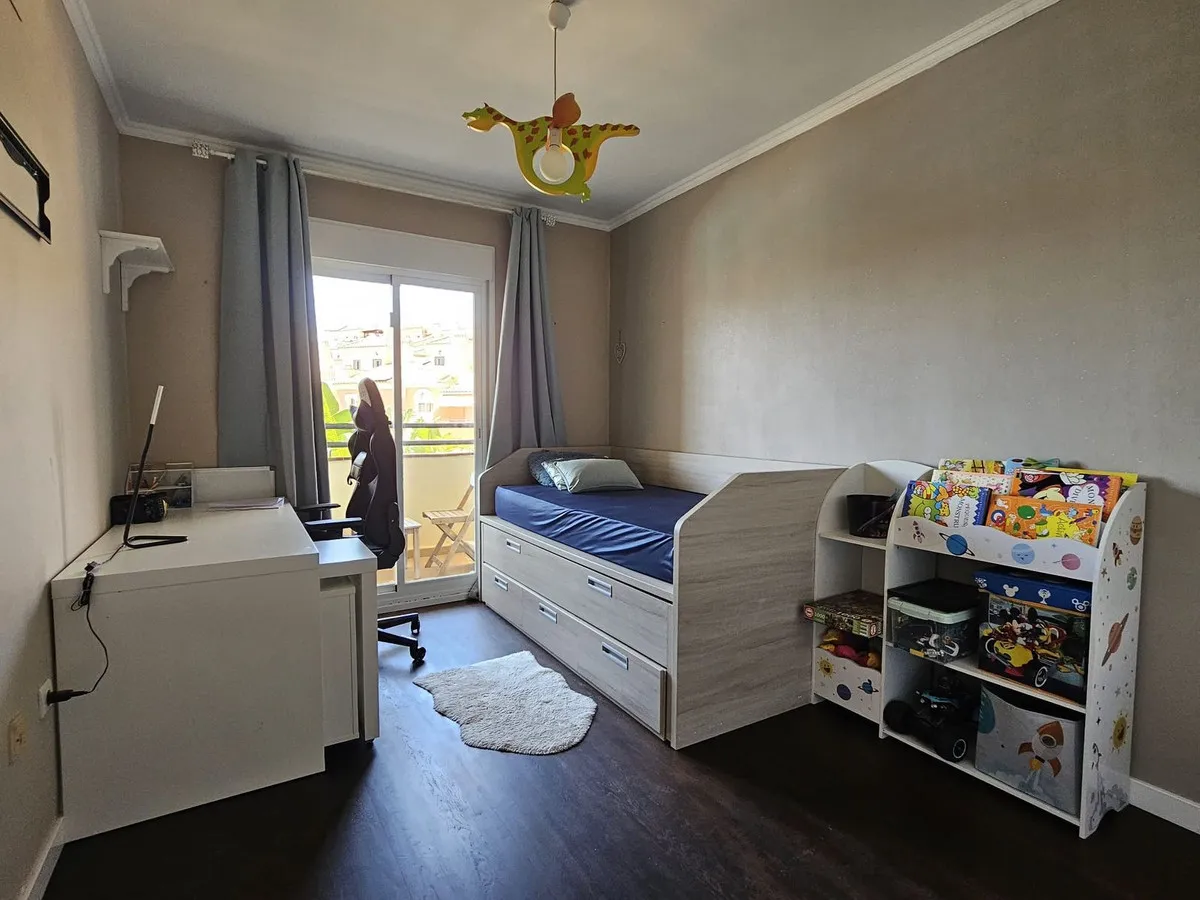 87711703-1b0a-4af5-814e-701204e1bb33