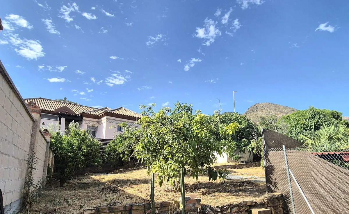 0f90726b-f8e7-4bd8-8462-2ece14fc9e67