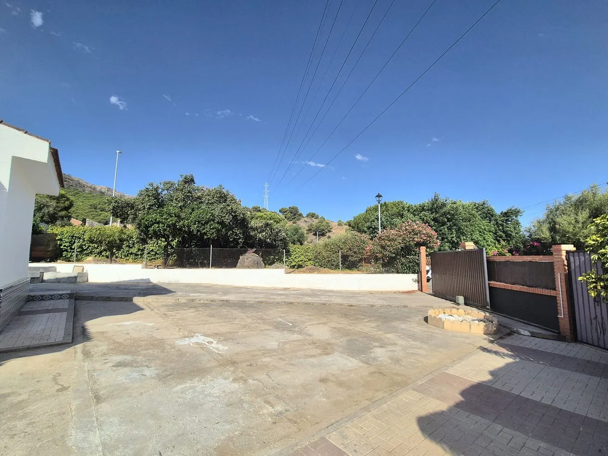 594cc8d3-4957-4cbc-9f09-50fd999d3356