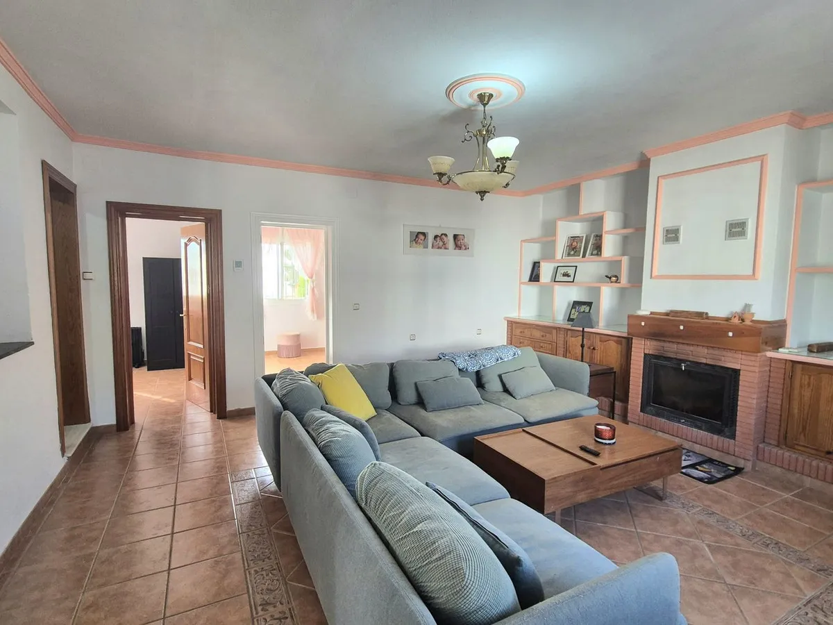 62a082ae-afe3-49a2-bfcf-755b5e1b3e40