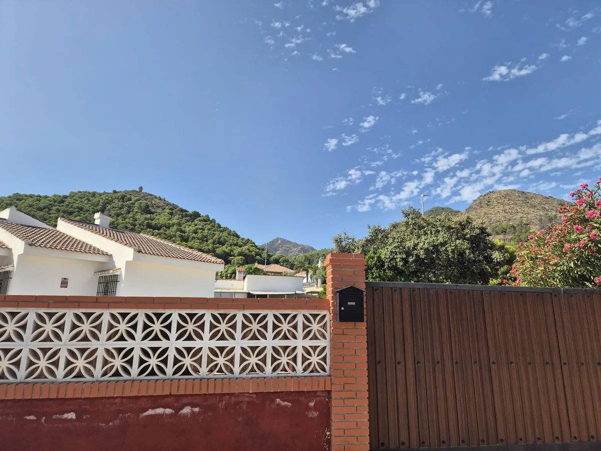 c1cbeab9-b453-42ed-ac75-e0dd036bf8b4