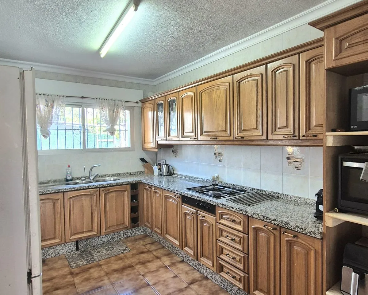 c86b720c-0d56-4097-a7fc-a66ee8090d3b