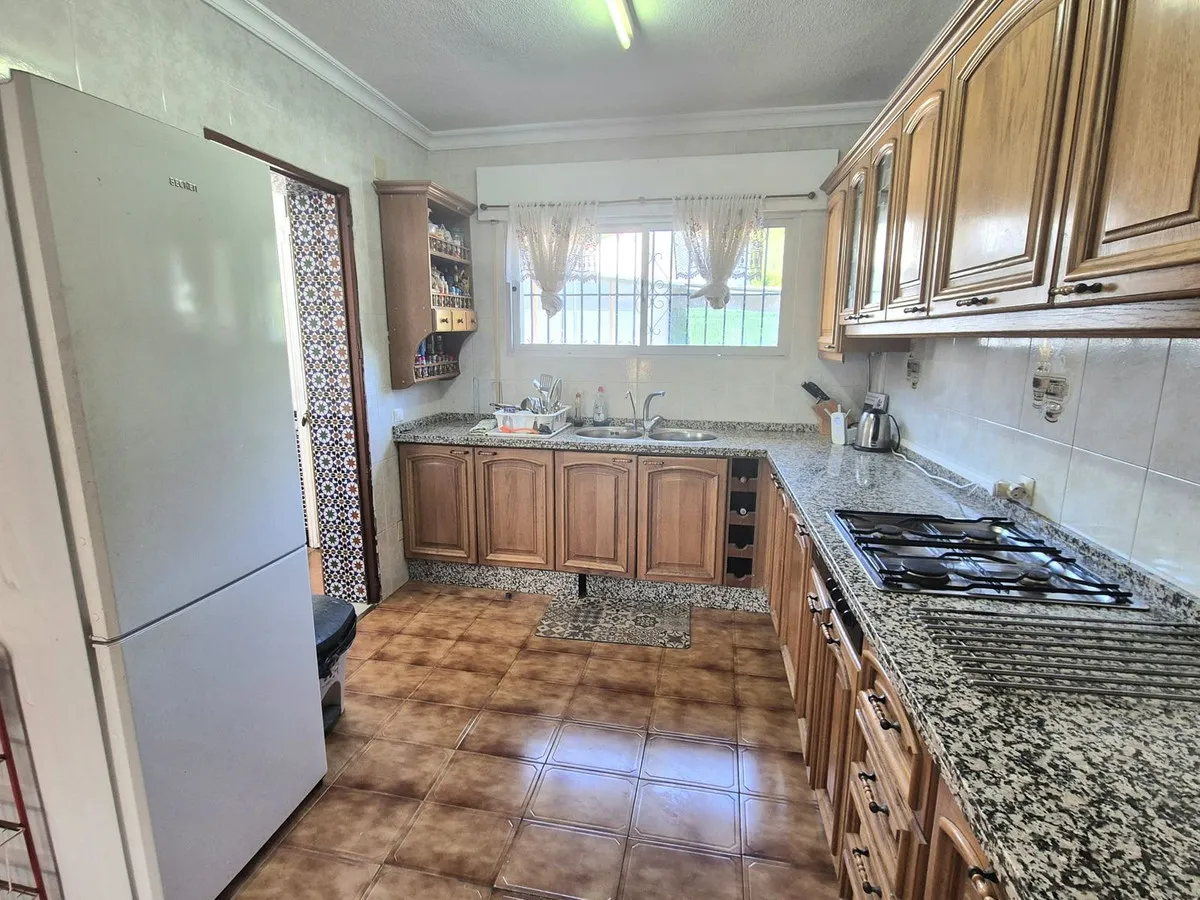 dc8ef55d-9b8b-4a05-ba32-50c65fb3e465