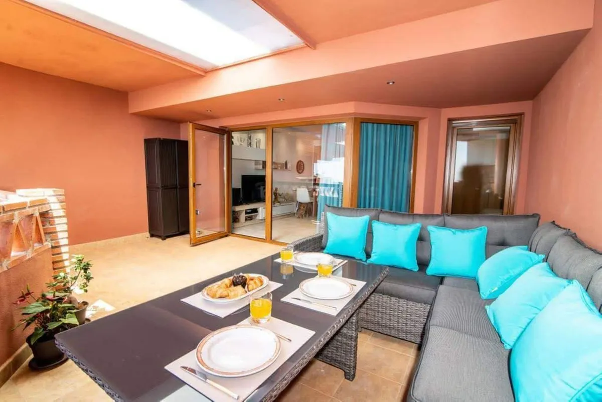 1f6d9877-617b-410d-9adc-d682bab49a29