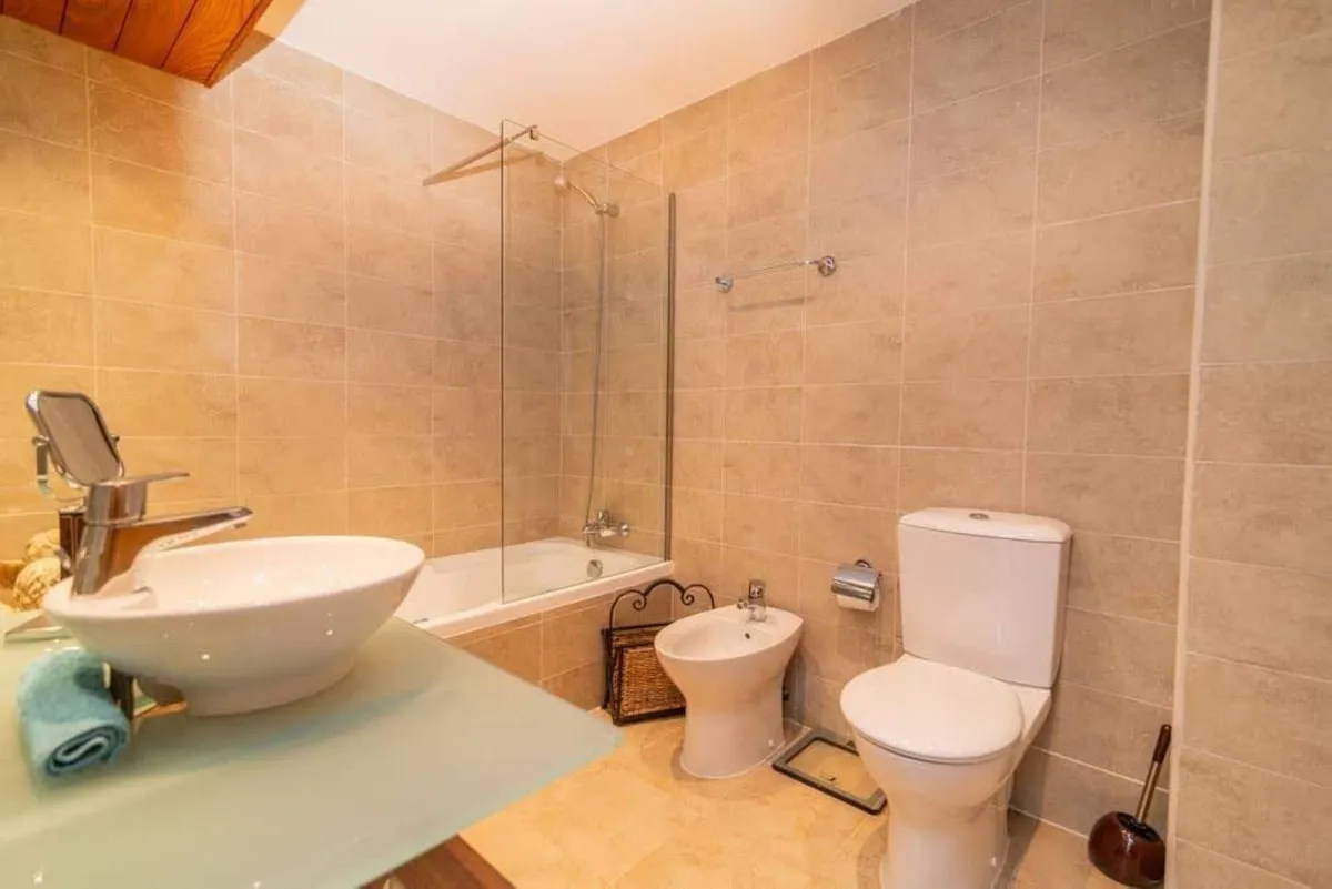 3e03bba5-0d3e-43e4-9b0a-4b9dc68bbd7d