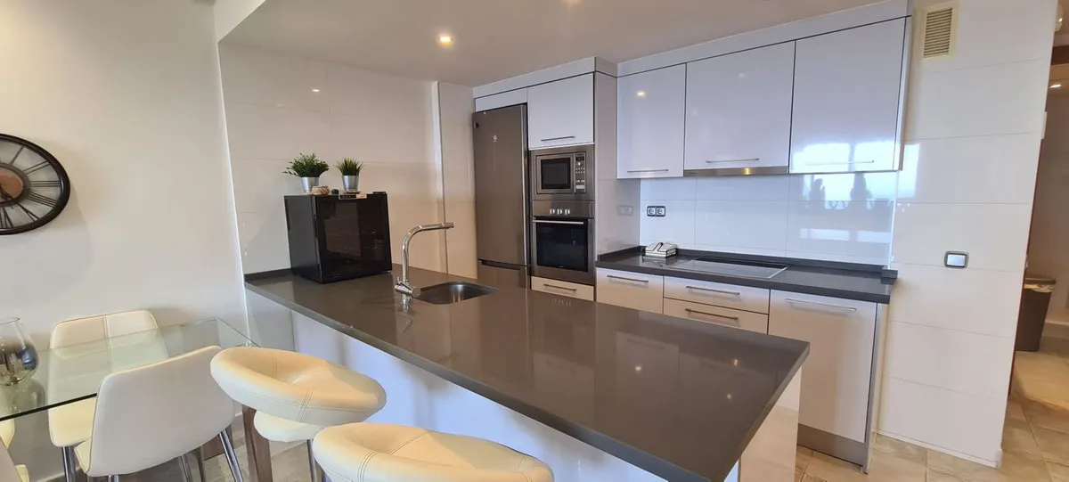 429f5958-5de2-484d-b470-3b26d3b8252e