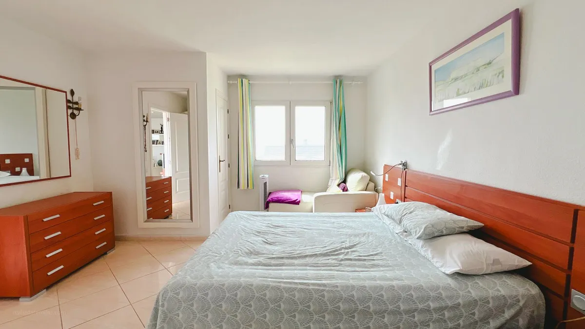 dfb499f4-b8ab-4690-975a-db0079723360