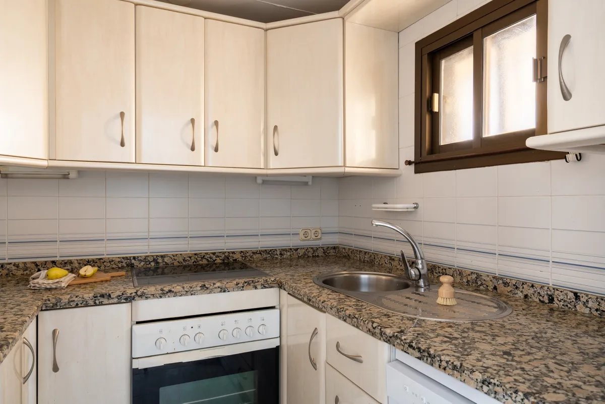 469b6eae-bfa9-4182-83f0-896acb846f07