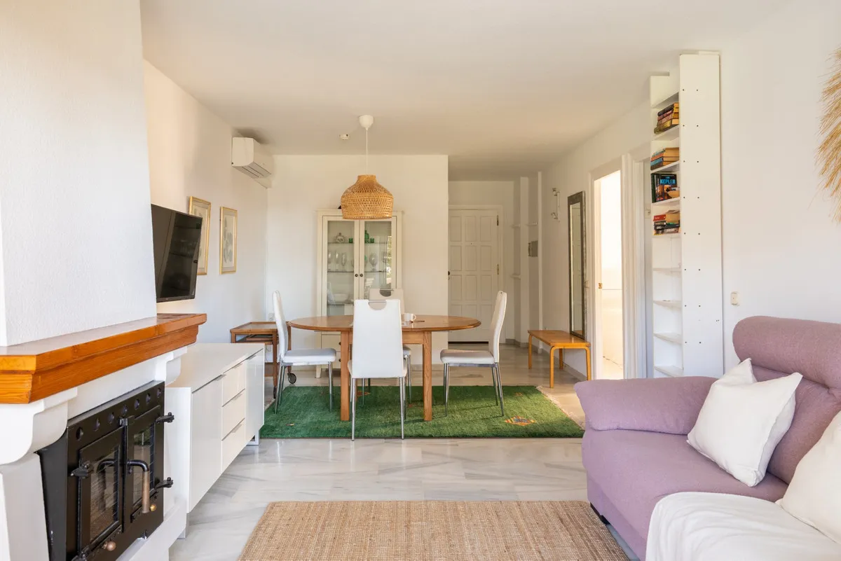 831de693-4bf5-439d-8da9-ed25ceb14c9a