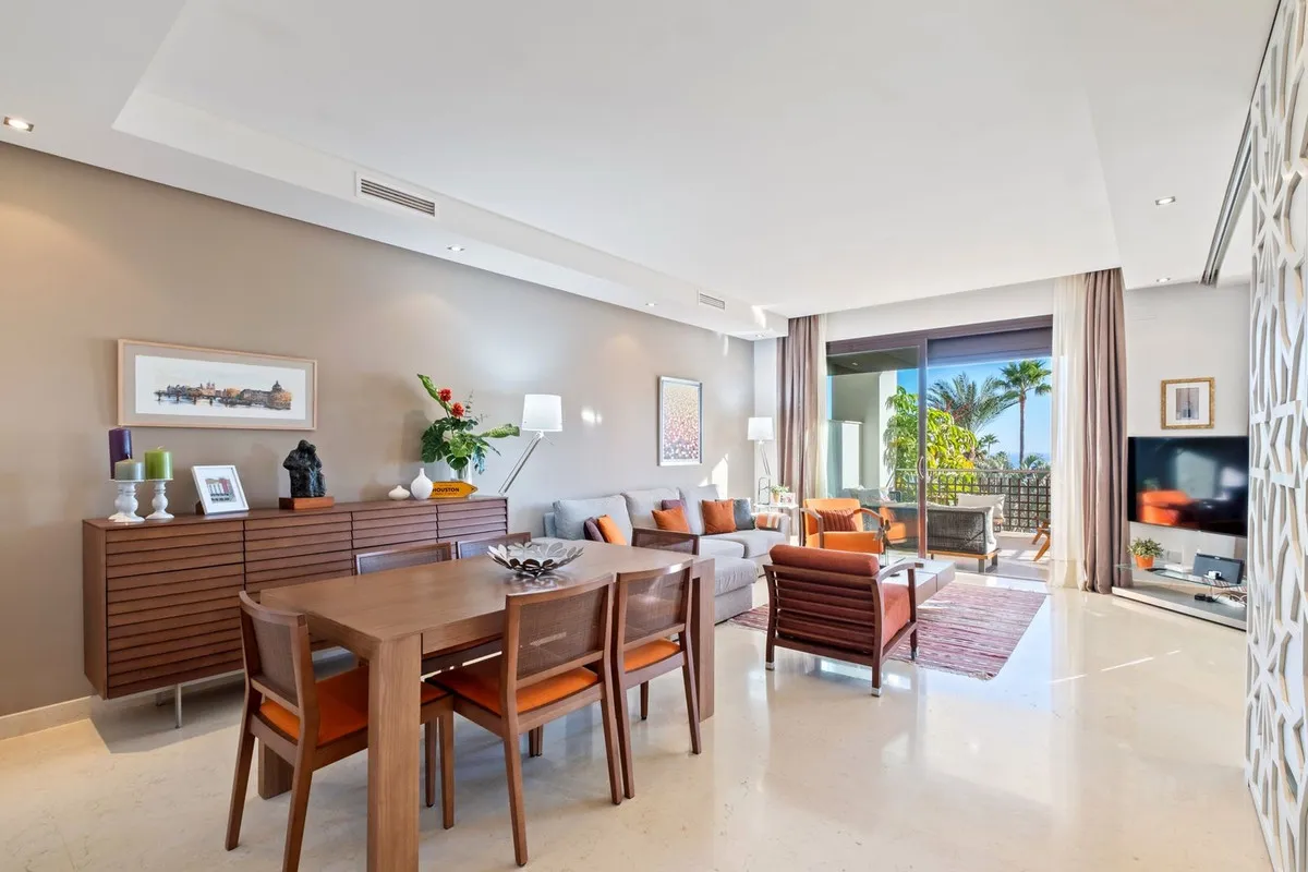 3d86429d-4129-490b-ae8a-e879110d7172