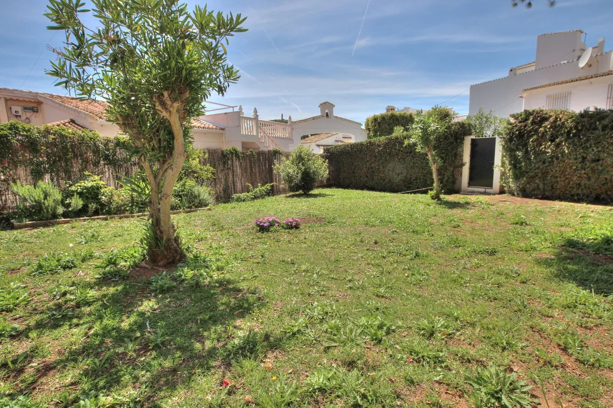 94494849-1531-4f3e-9c88-bb8628cbc74c