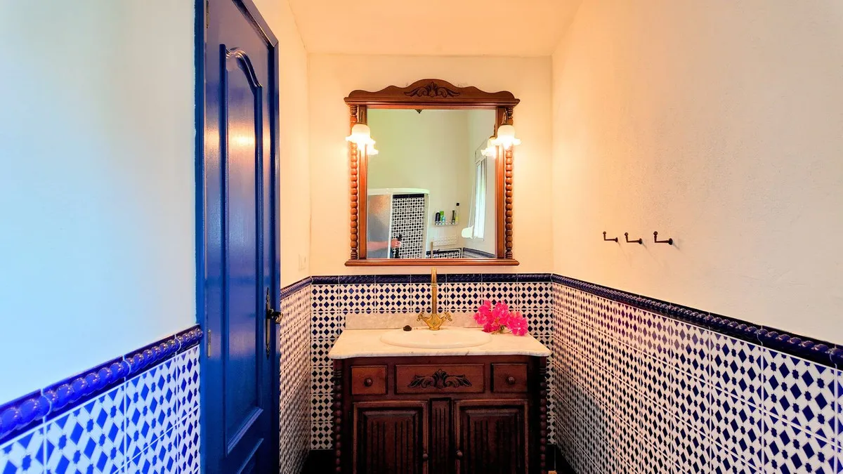 2b2a14d2-80a8-4bb7-8965-02437b60e278