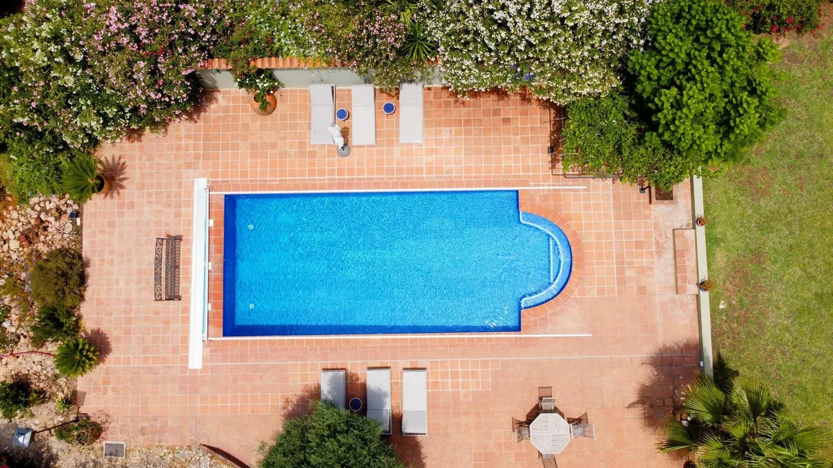 9f3ef3d3-679c-410e-a44f-9f42f9df0c98