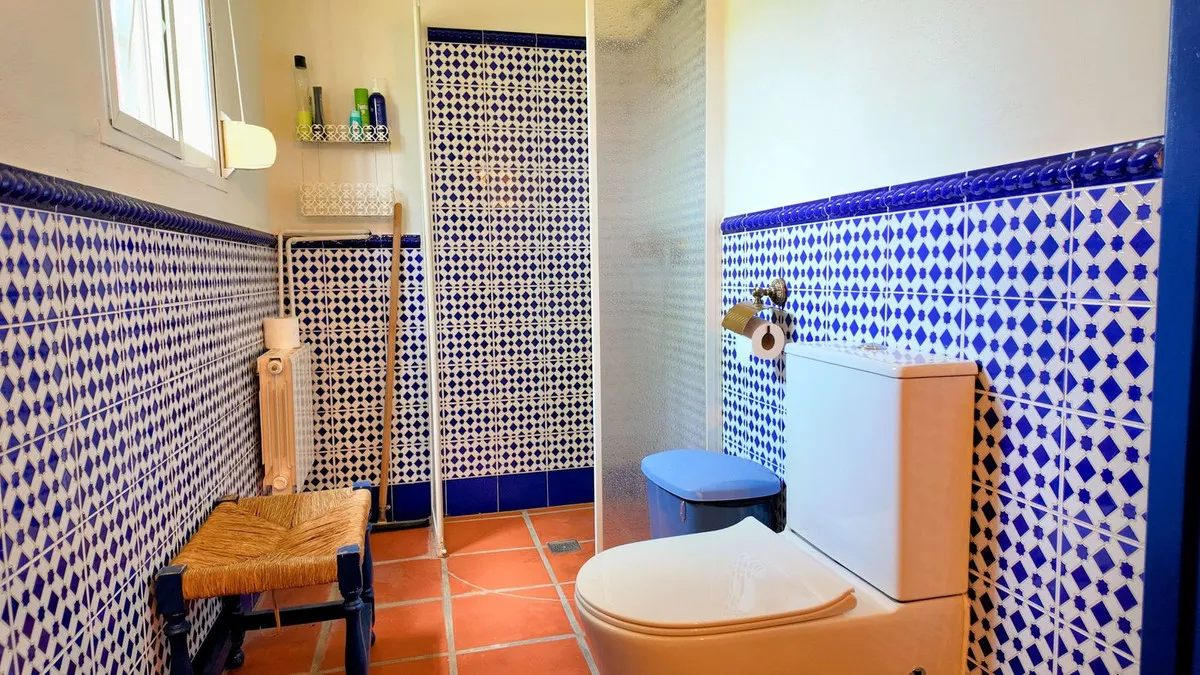 c9d95089-6209-43c1-992a-9d15512ac387