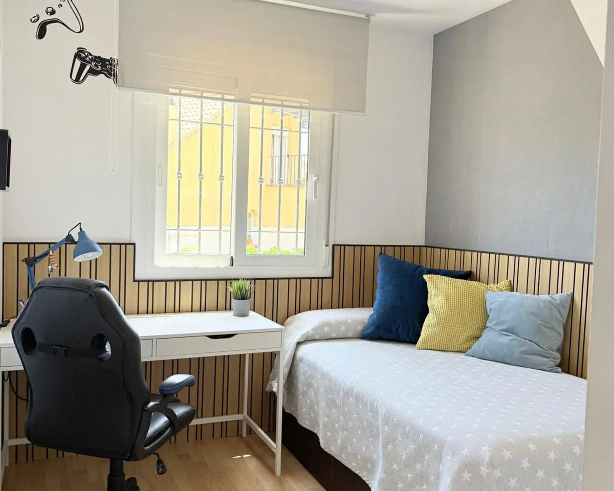 1cd24523-7c5d-430f-af35-ada592e5f3dd