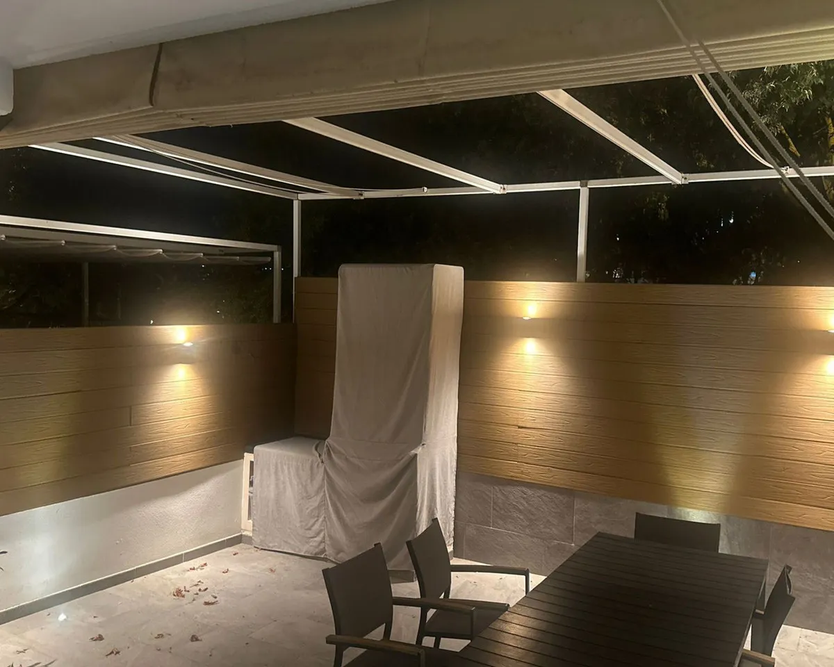 30fa3339-670a-4d02-9769-1c7c62638d69