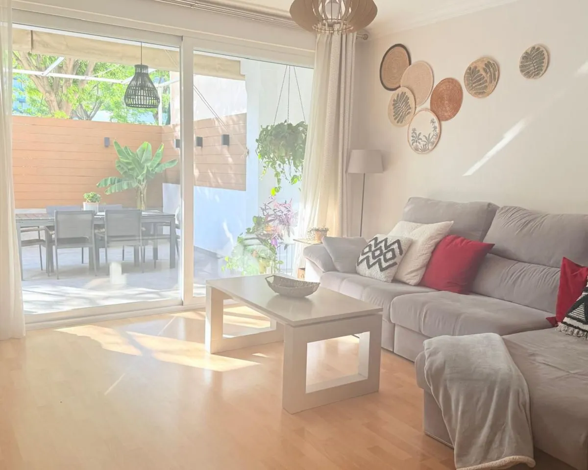 63f7e541-ab98-472e-bd36-93c76ca59075