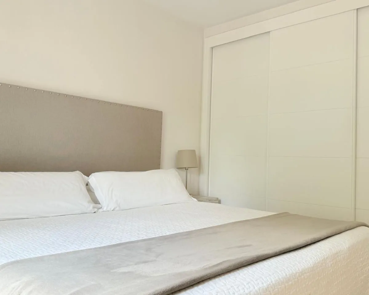 717e373e-e1e3-4bb8-9e74-65b5bb0e5d16