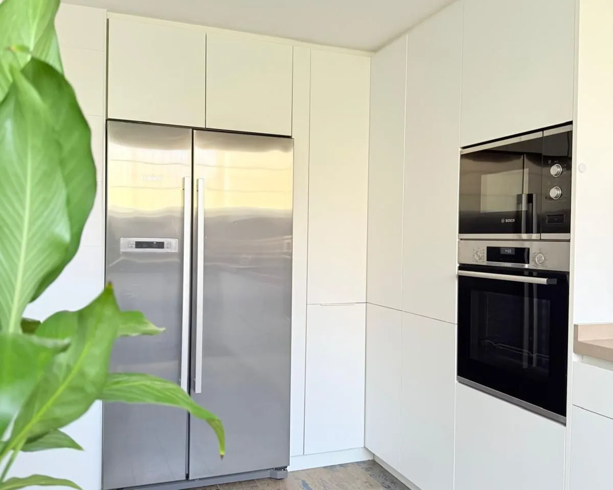 c98deb76-df39-495d-a497-a8ca76dff671