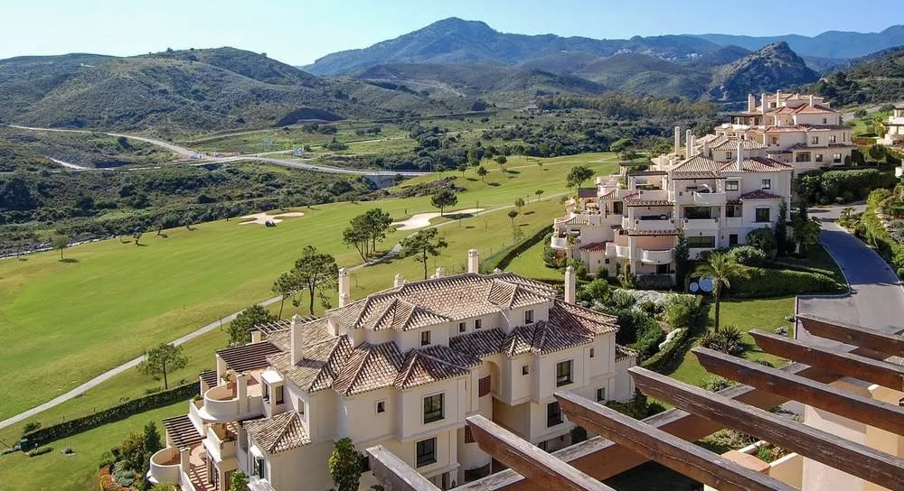 102e49b4-006c-4235-b31e-38cea5a6fc8b