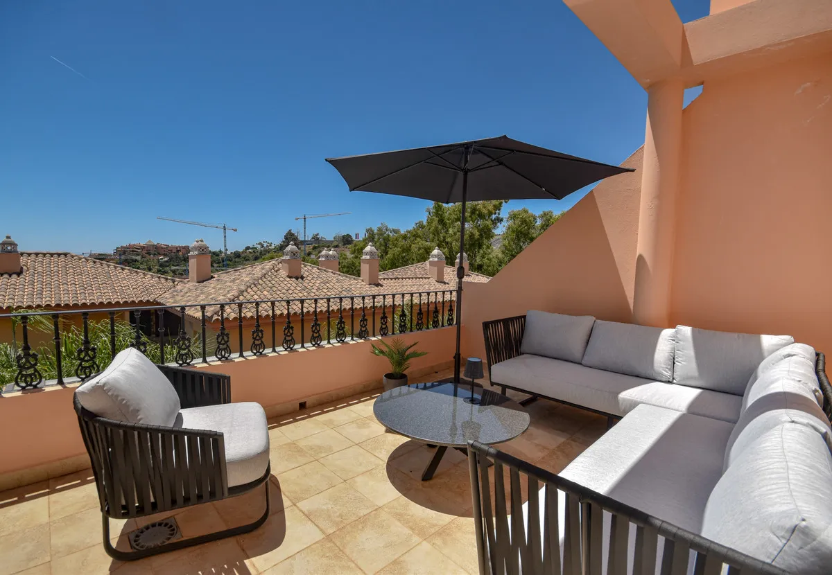 05b83ab8-b056-407a-9b6d-14d81877d7e3