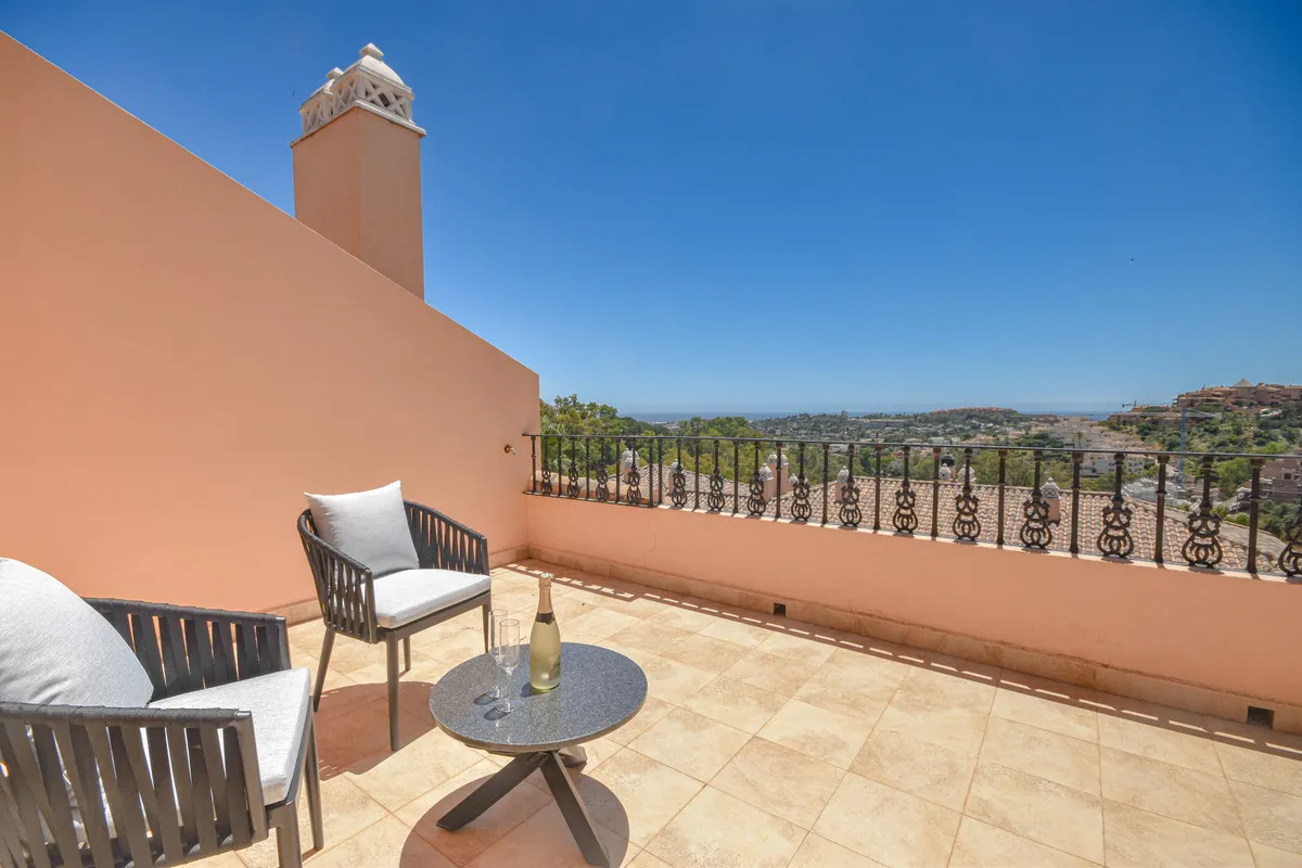 281b9563-868f-42a7-9b44-99bcec3eea5a