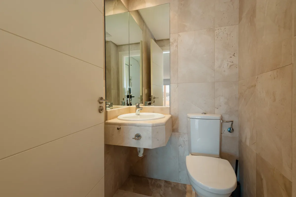 2a5f4586-73ab-4b08-928a-a617d07fb3bd