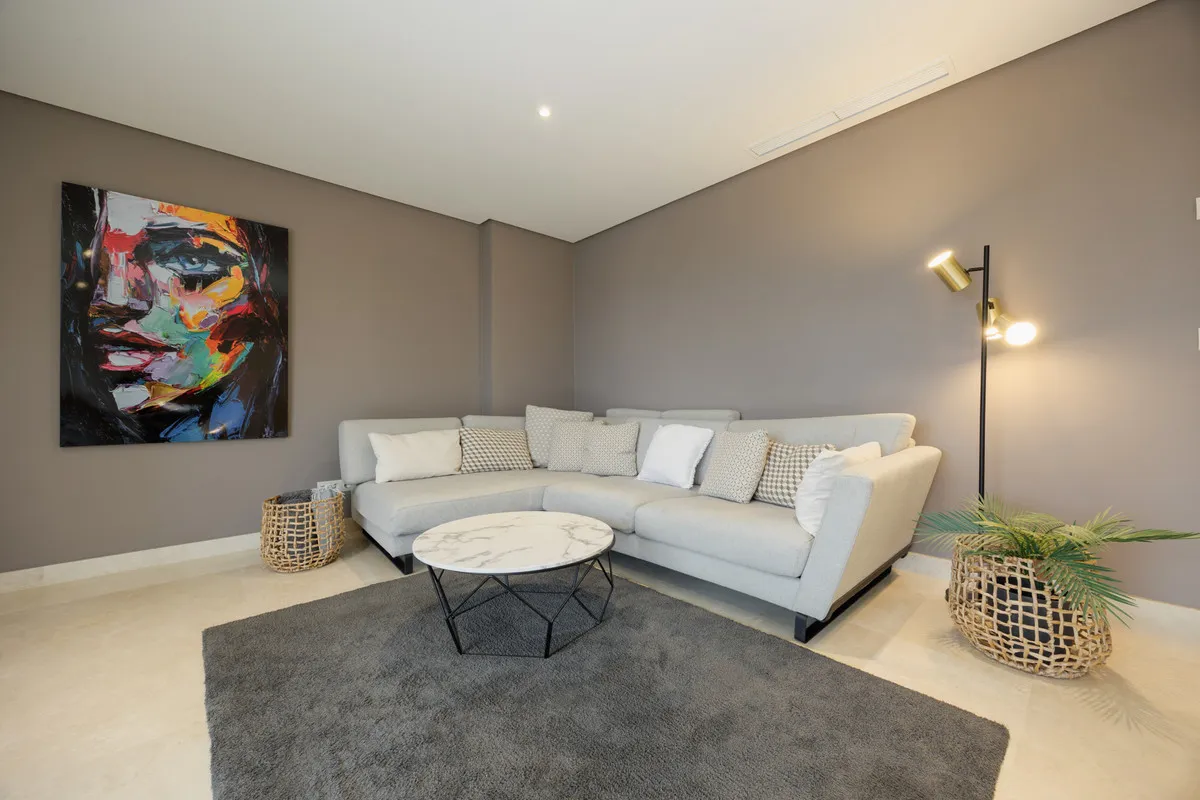 777d21f3-6376-4471-9935-ba12125ac399