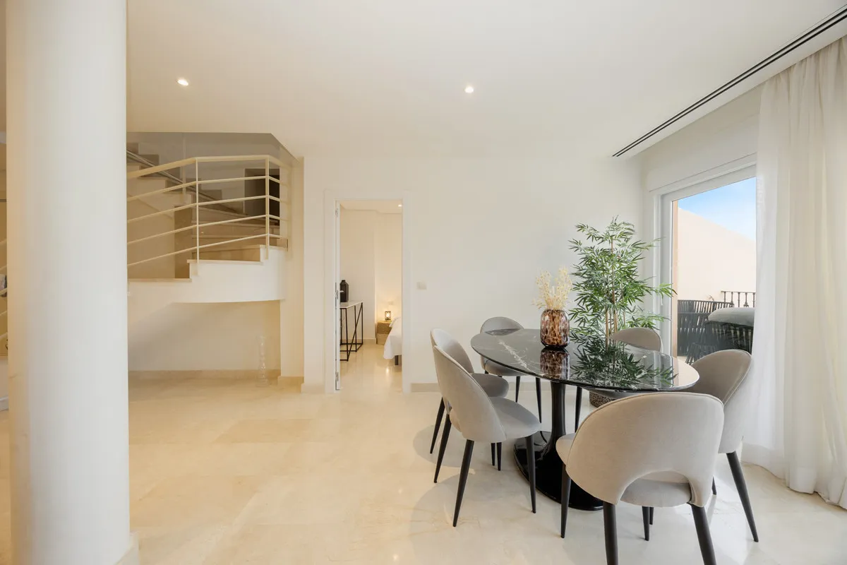 88878d3b-0d61-4f85-b33f-02238e6304b4