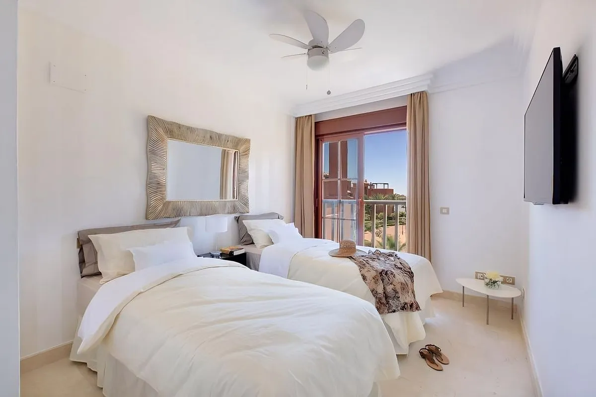 0bc0ab37-4a55-48f5-ae63-af09eaeef5bf