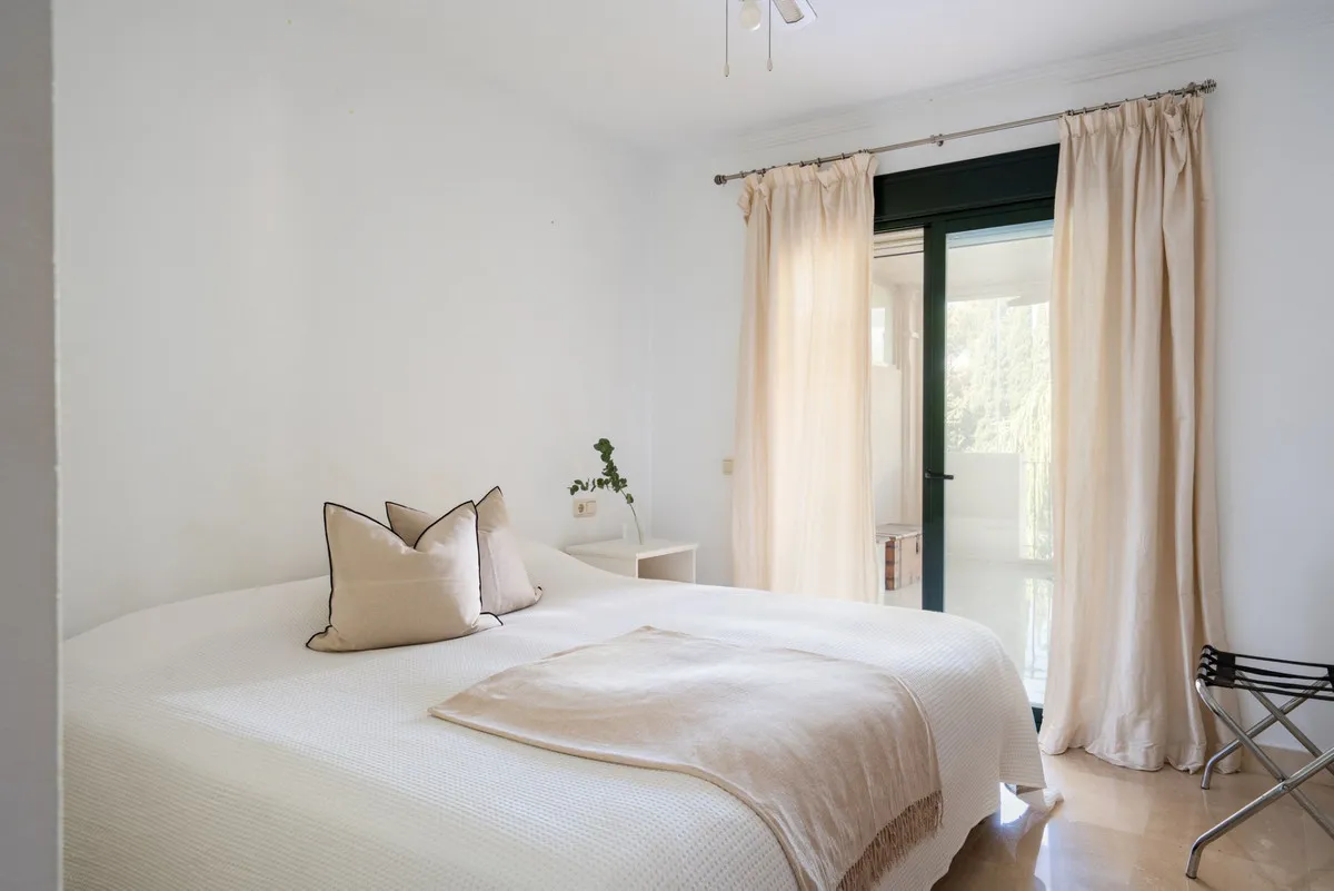 7006714b-a5f1-404a-88e2-b6a8baf5ae4b