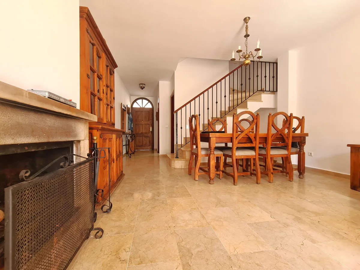 6704b524-371e-40a6-96c6-96b22b4a291e