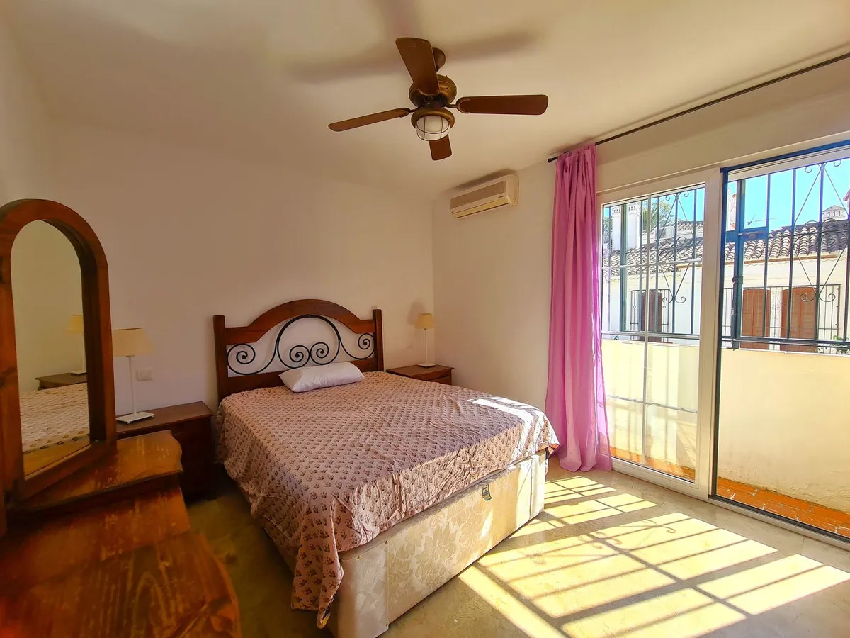 a1b9de05-2969-4662-9f12-d9a99fb9faef