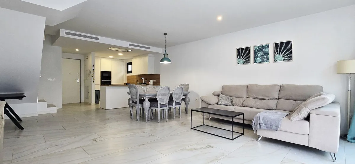 6f2dc79b-004e-4e29-9c46-737691443ccb