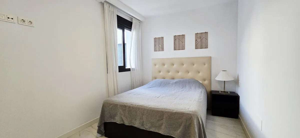 a5a7a7fc-0c7f-4d94-9194-17b0a1e06da7