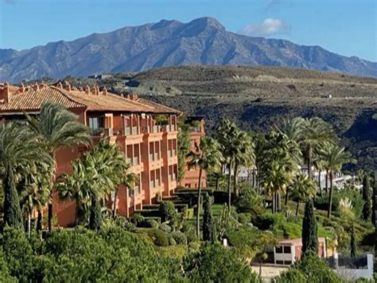 5745d8bb-811a-41f8-8181-24218dd5eb12