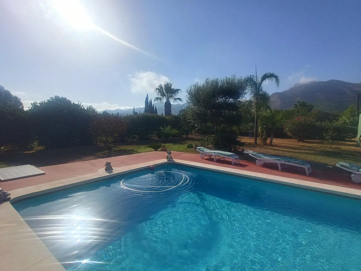 2217ce33-af8c-4b4a-ad80-c30639a90851