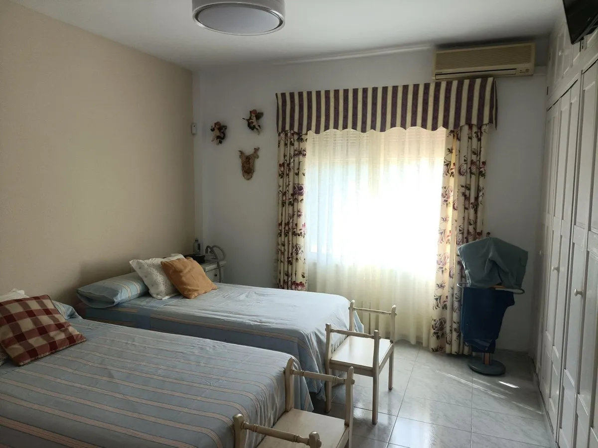 3fb67d61-5c88-4e78-b09d-191a710eaa7d