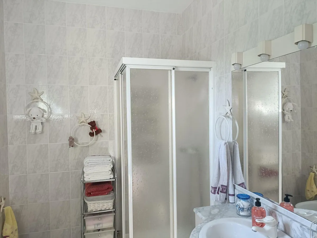 ade5b7b0-b950-49a7-94c1-2e671fb4a2a8