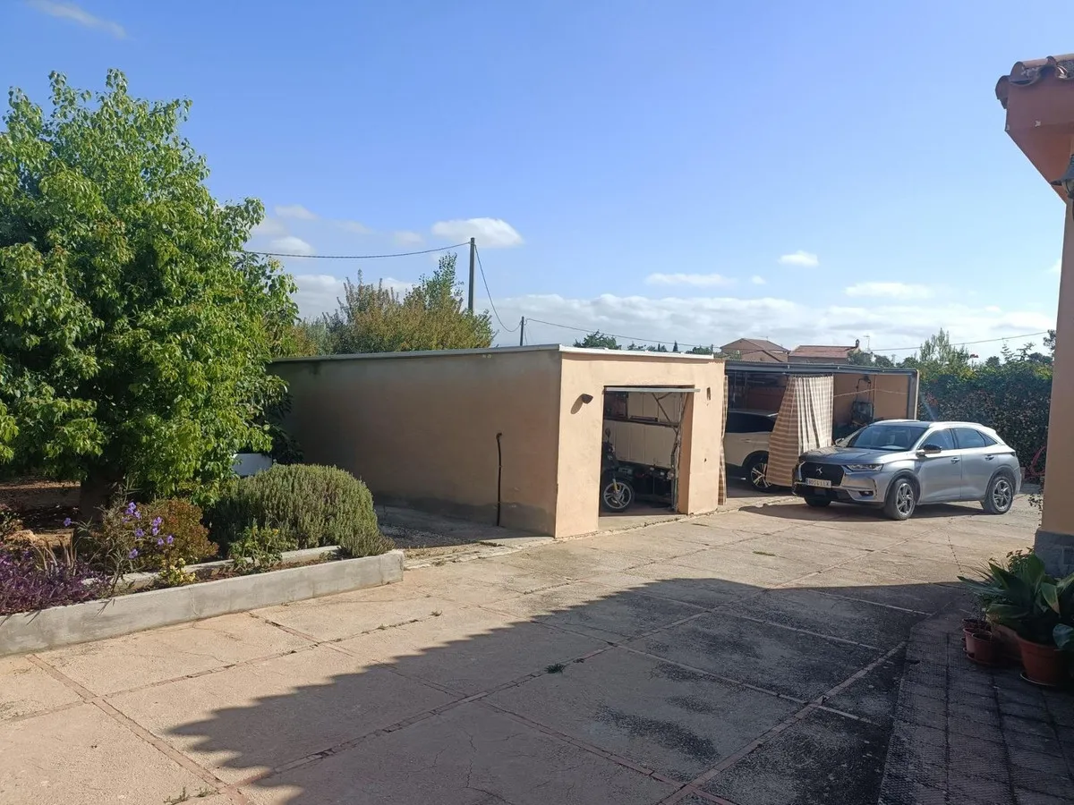 cb8b634c-df2e-49d0-a2c0-92b52cf722d9