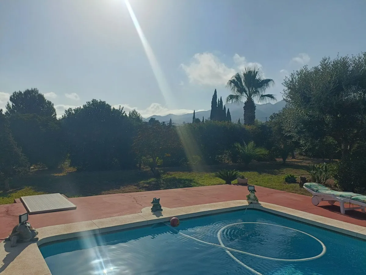 d5898e1a-41fc-42d3-846a-cab81178d2c0