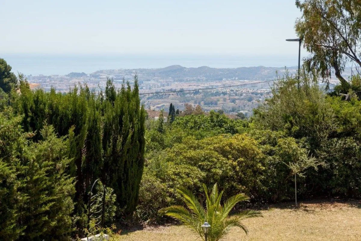 2f593a7d-869c-497b-a771-5557c32e98d1