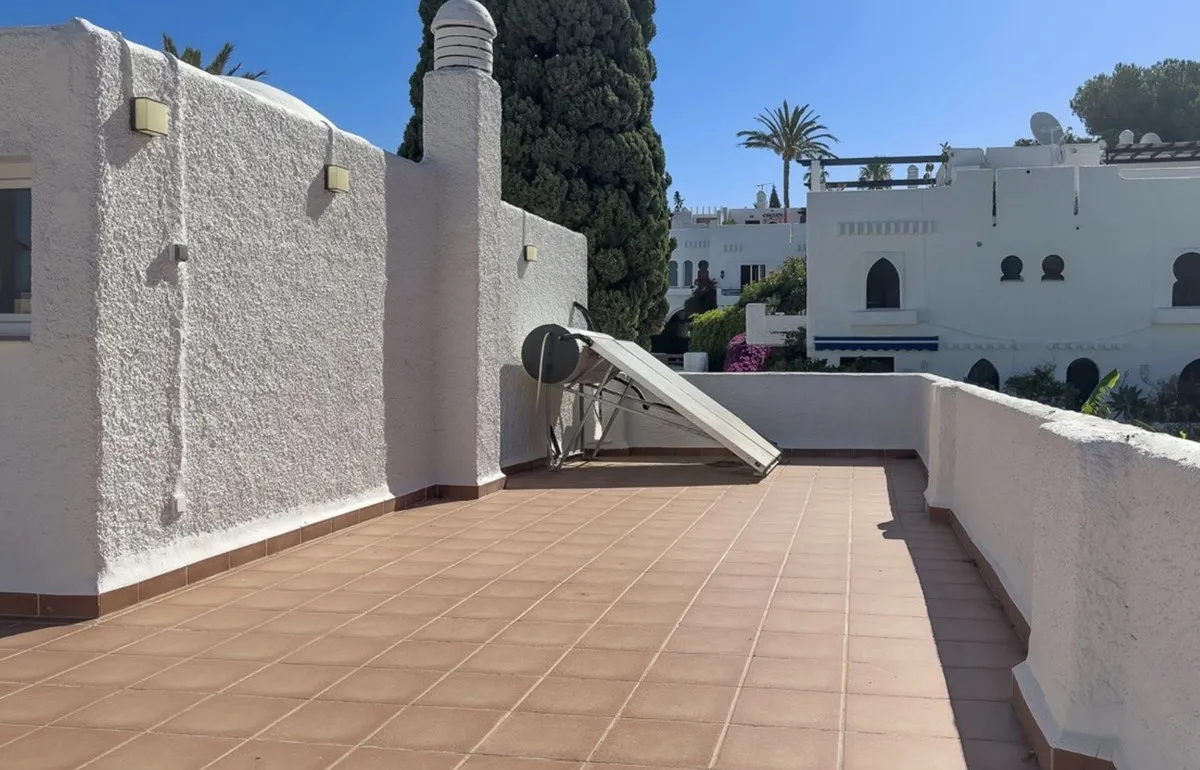 c944ff42-a4cb-49f7-a799-61defc90ae31