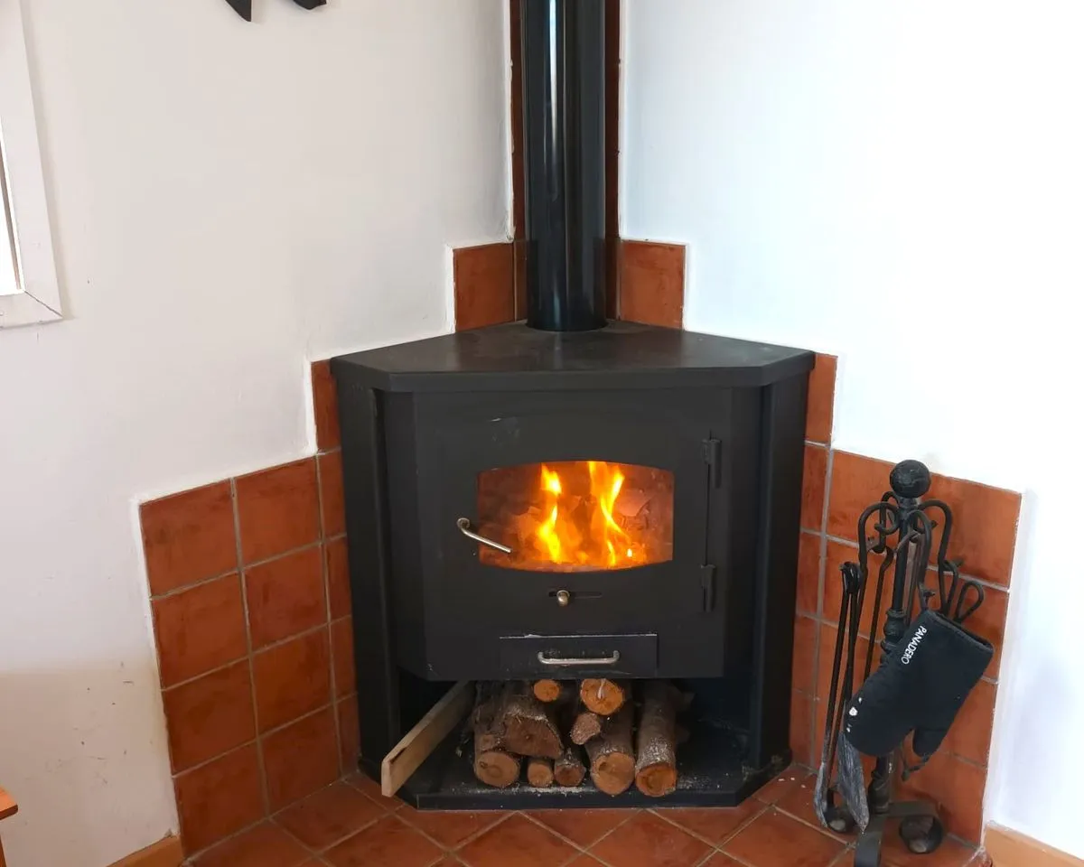 05e24686-3bb4-4227-99fa-be0ba126c3bf