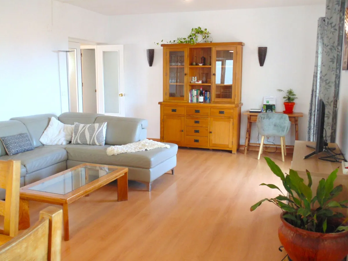 3d38b382-e1fb-4c37-8a4e-d58cec89ccdb